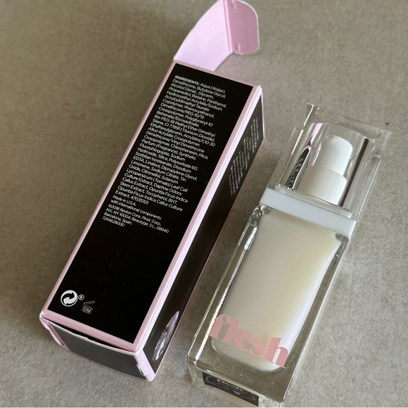 Flesh Fresh Flesh Illuminating Primer - Glowing Base Makeup, 30mL - Picture 4 of 4